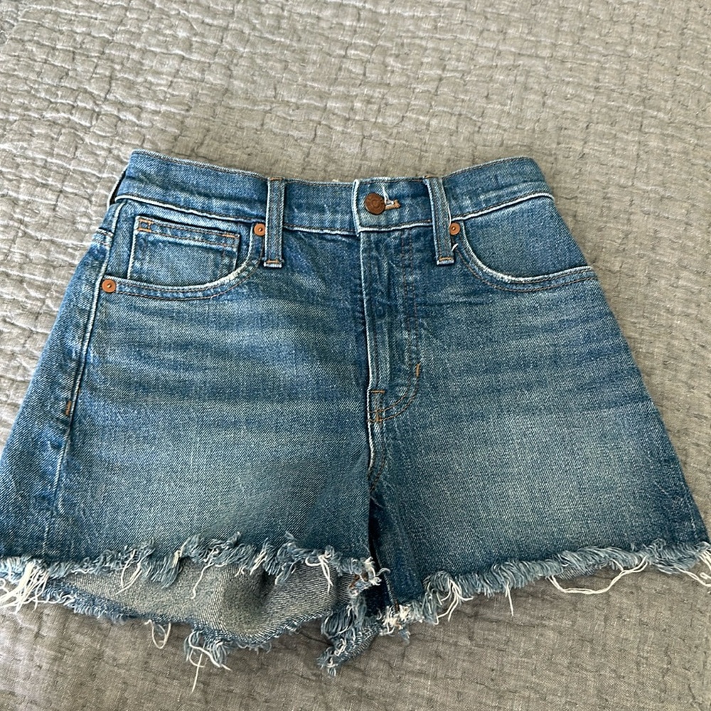 Madewell Jean short, mid rise